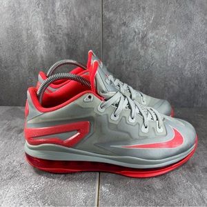 Nike Lebron 11 low Laser Crimson 6Y (Women’s 7.5)